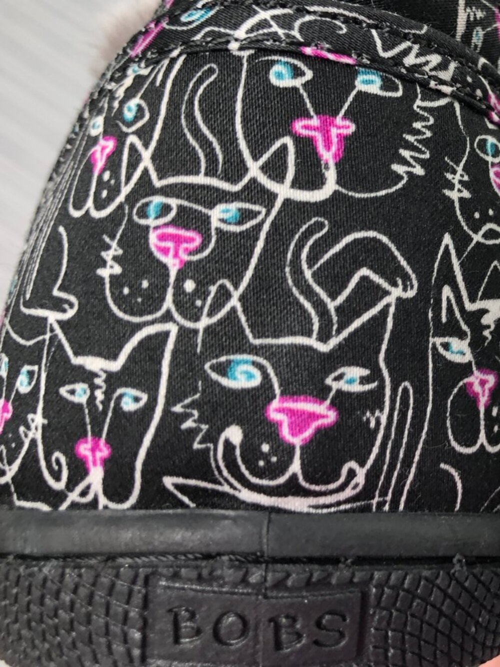 BRAND NEW Bobs by Sketchers Cat Print Sneakers Sz 7.5 Black Multi Fur Lined NWT
